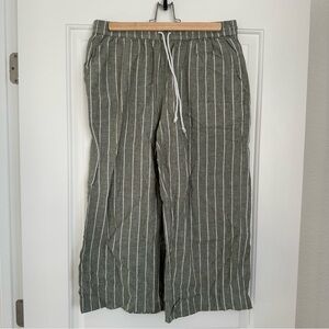 BeachLunchLounge Linen Blend Green Striped Crop Pants